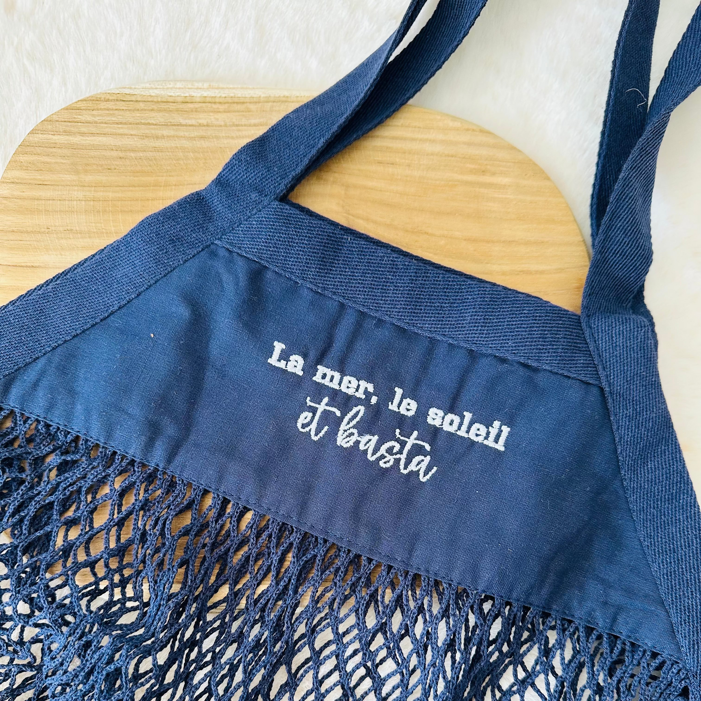 Sac filet, la mer le soleil et basta