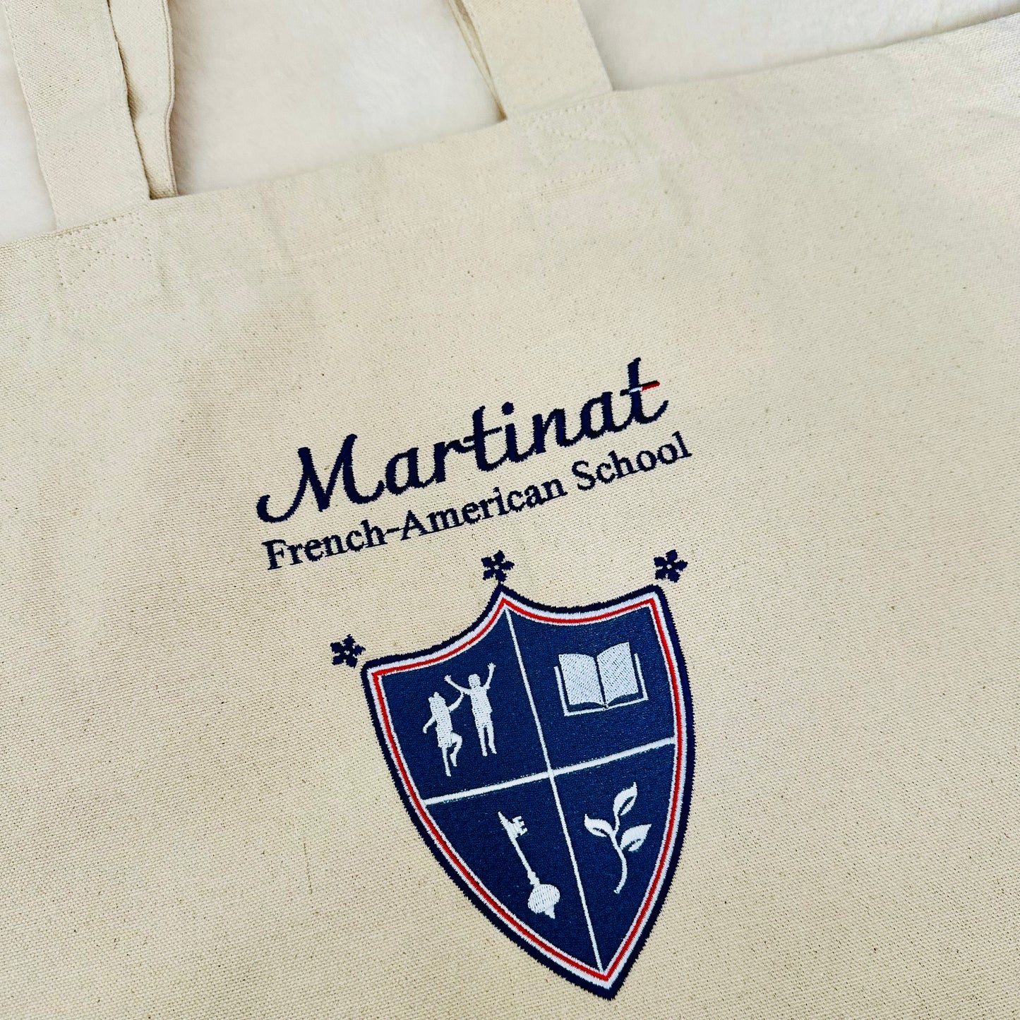 Cabas, Martinat French American School