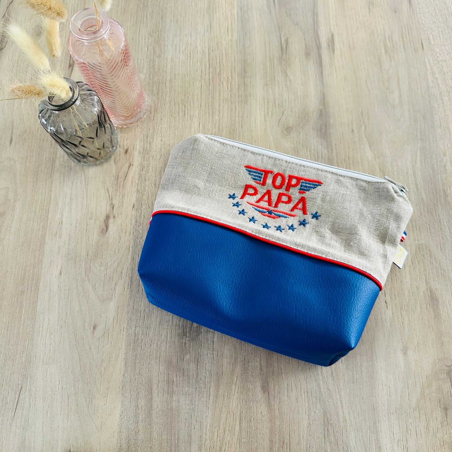 Trousse brodée, Top papa