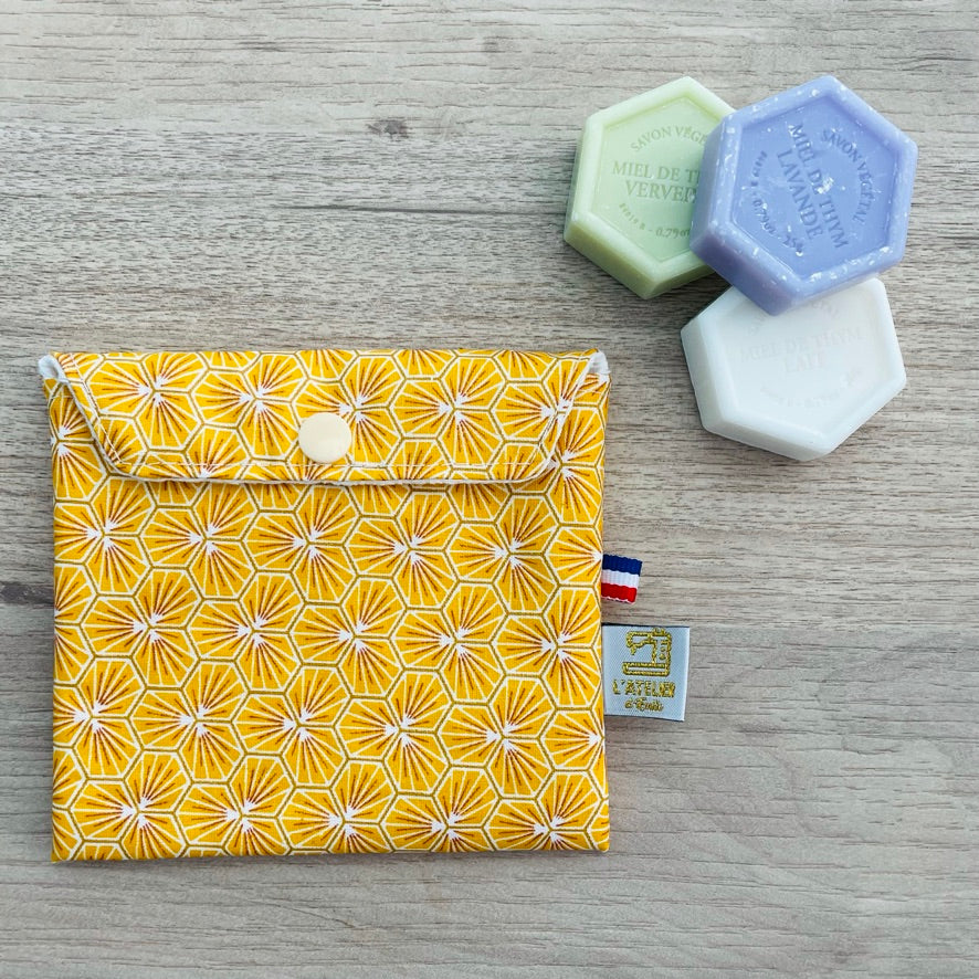 Pochette à savon, géo jaune