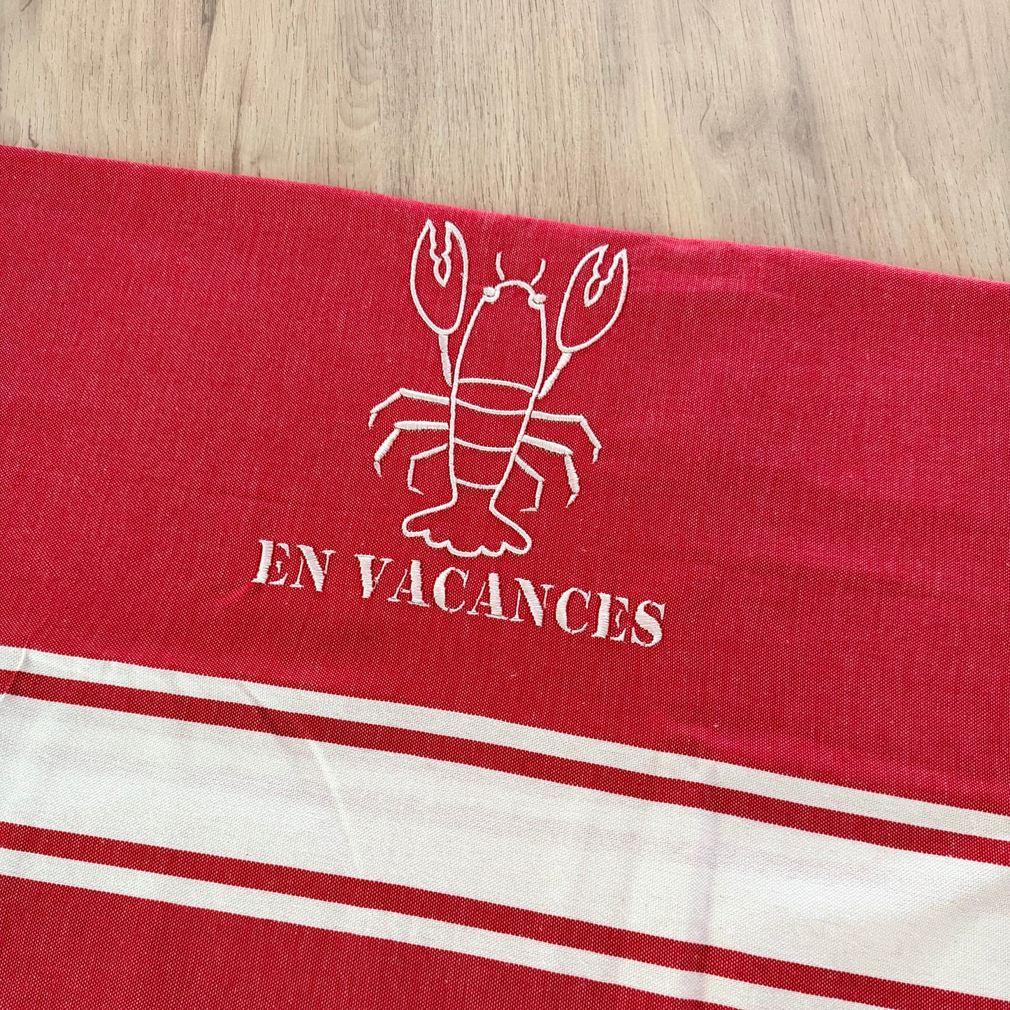 Fouta brodée, Homard