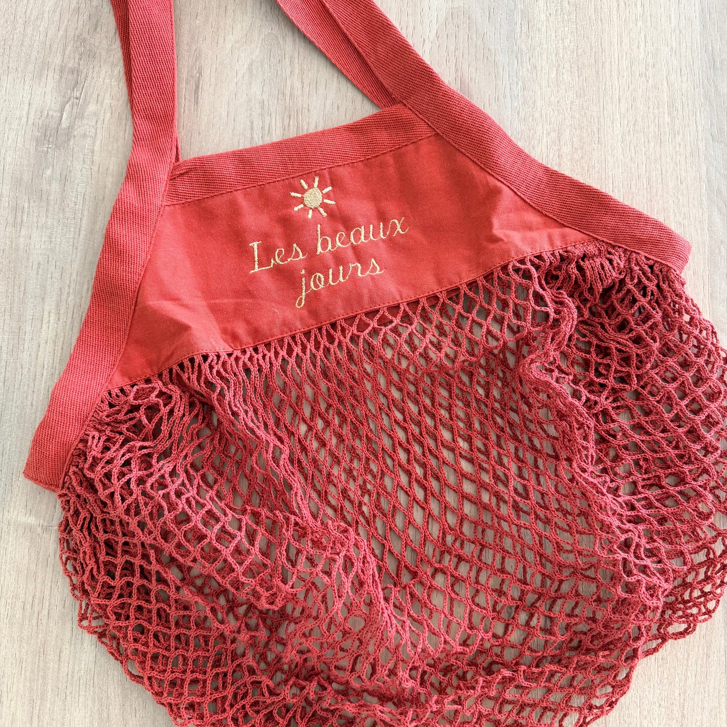 Sac filet, Les beaux jours
