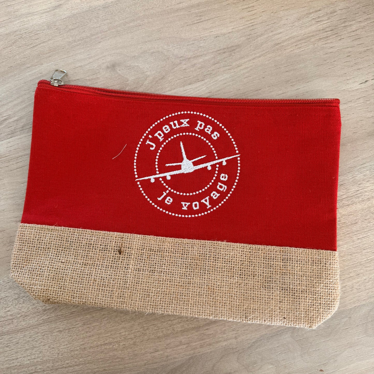 Trousse brodée, Je voyage