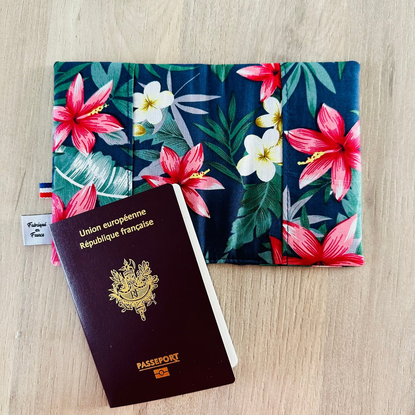 Protège passeport, Tahiti marine