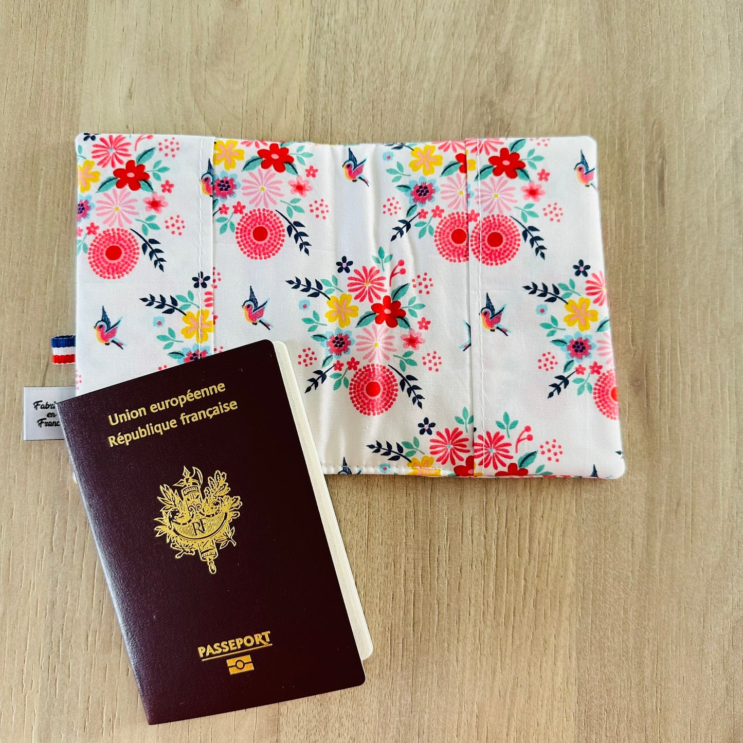 Protège passeport, tropical